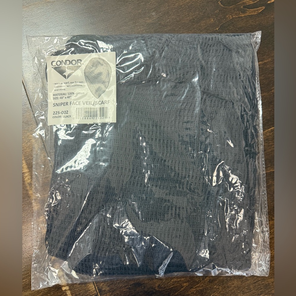 Condor Veil/Scarf - Picture 3 of 6